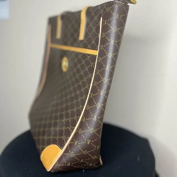 Misty Collection USA Genuine Leather Bag Purse - Picture 15 of 16